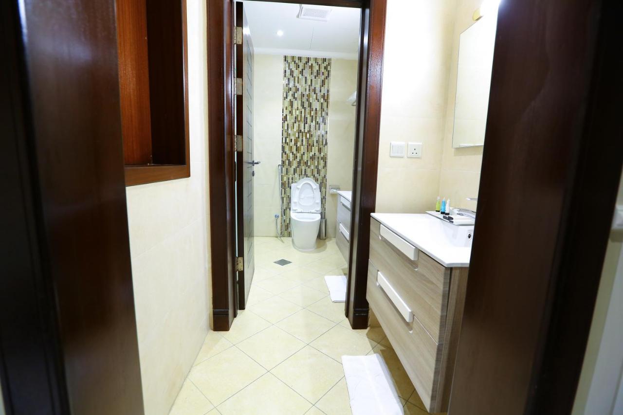 Lotaz Hotel Apartments - Al Salamah Jeddah Exterior photo