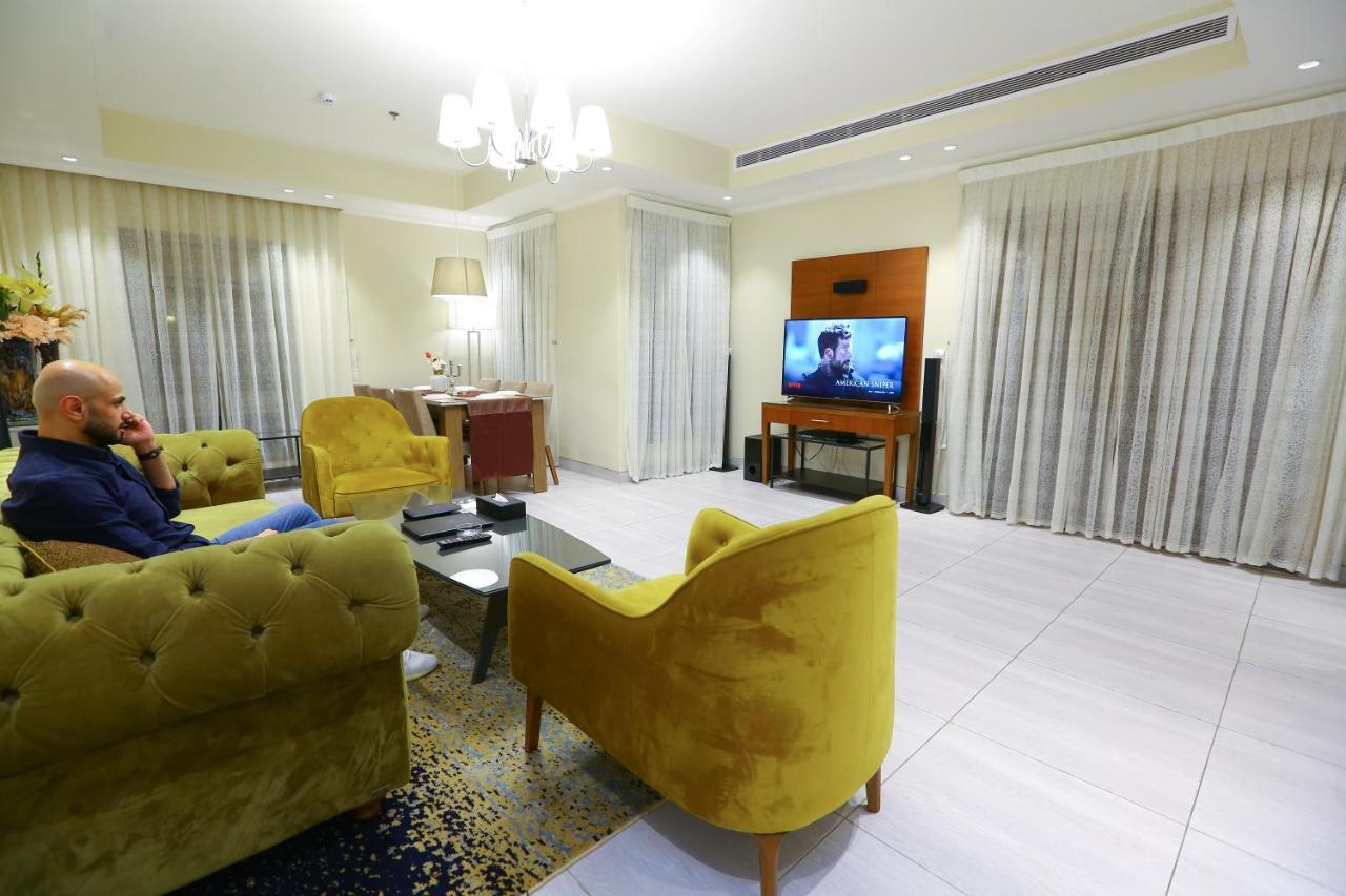 Lotaz Hotel Apartments - Al Salamah Jeddah Exterior photo