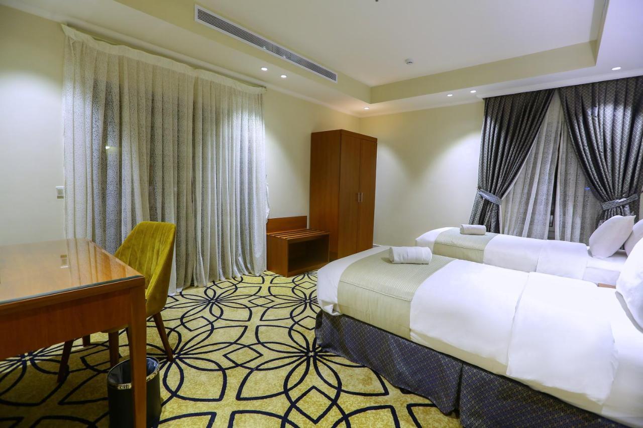Lotaz Hotel Apartments - Al Salamah Jeddah Exterior photo
