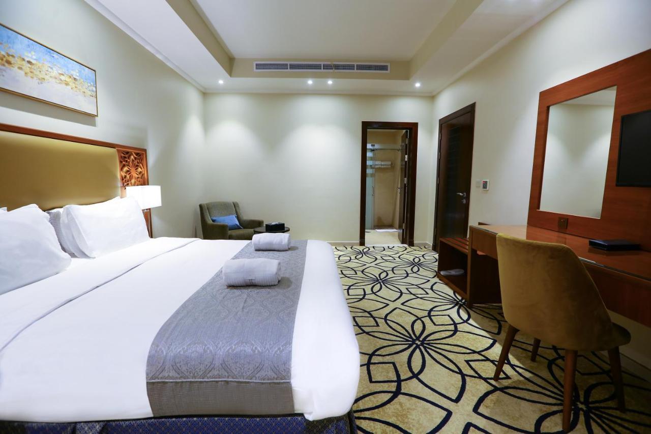 Lotaz Hotel Apartments - Al Salamah Jeddah Exterior photo