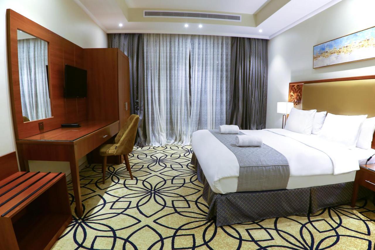 Lotaz Hotel Apartments - Al Salamah Jeddah Exterior photo
