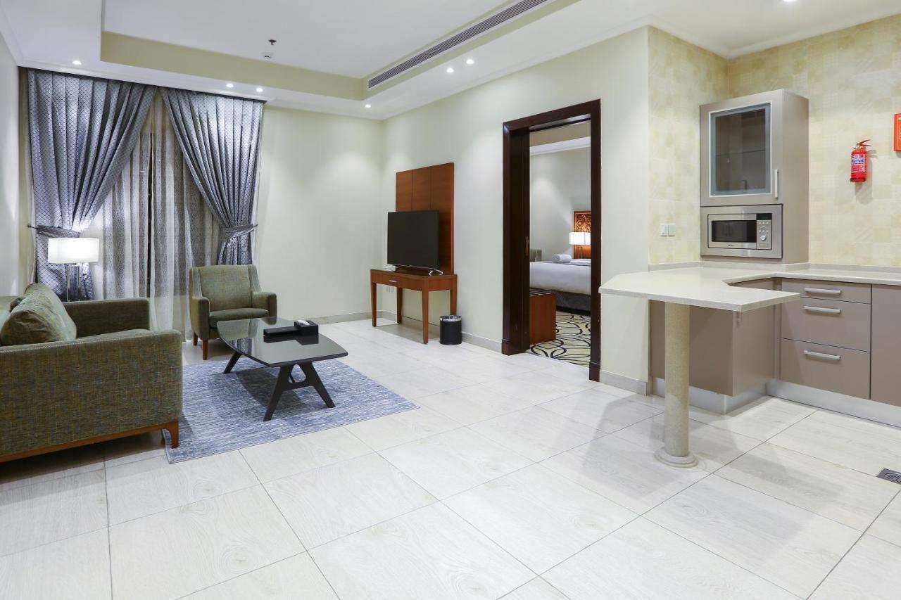 Lotaz Hotel Apartments - Al Salamah Jeddah Exterior photo