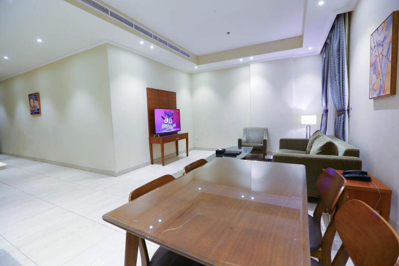 Lotaz Hotel Apartments - Al Salamah Jeddah Exterior photo