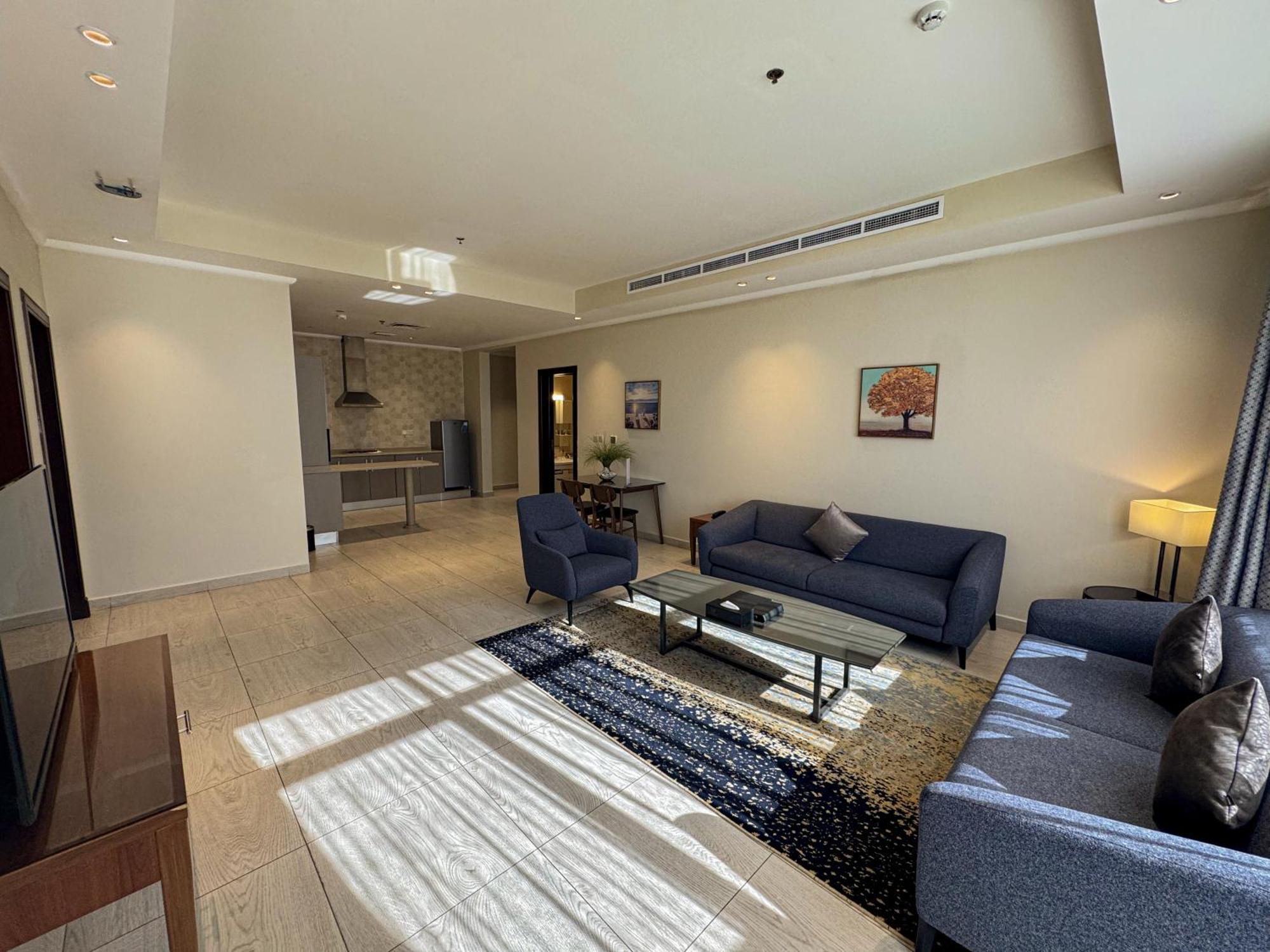 Lotaz Hotel Apartments - Al Salamah Jeddah Exterior photo